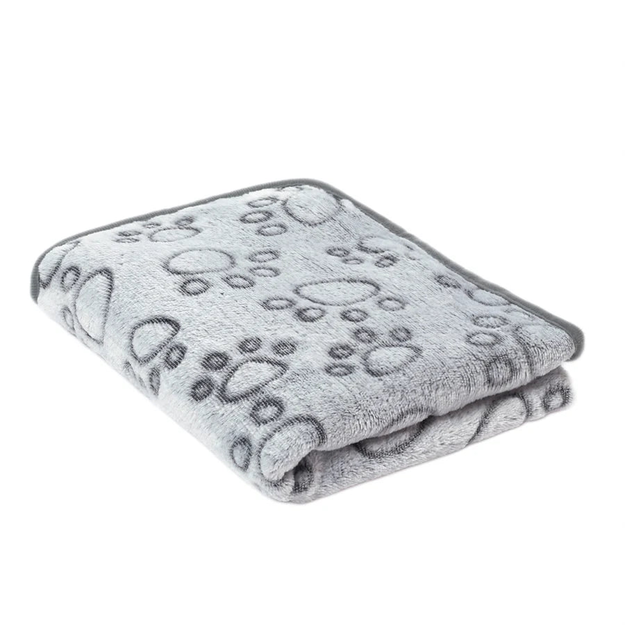 Winter Dog Footprint Blanket Soft And High Quality Flannel Pet Blanket Cat Bath Towel Dog Sleep Blanket Paw Print Pattern PetPad